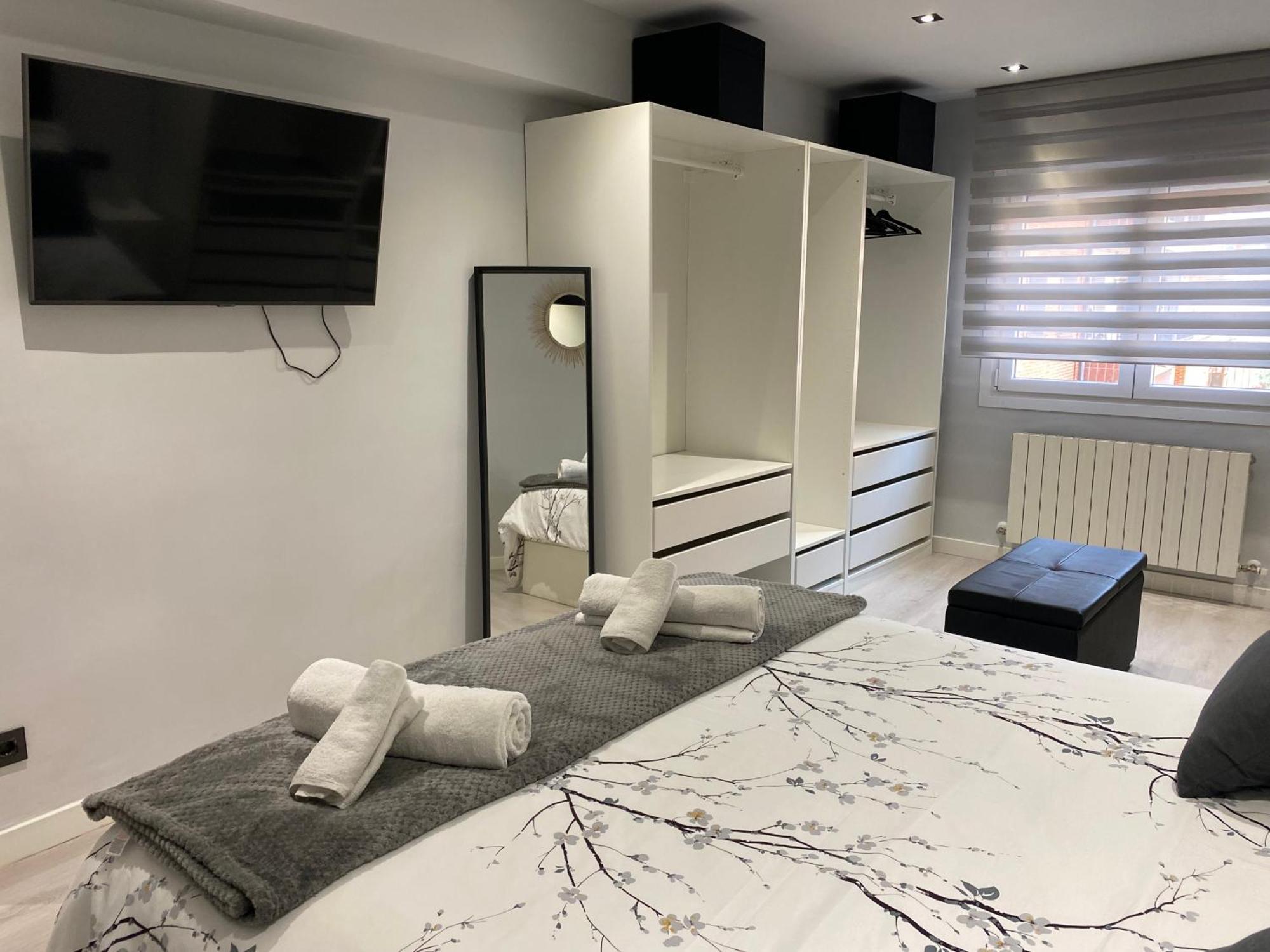 Piso Deluxe Centro Cerca Del Bec Apartment Barakaldo Luaran gambar